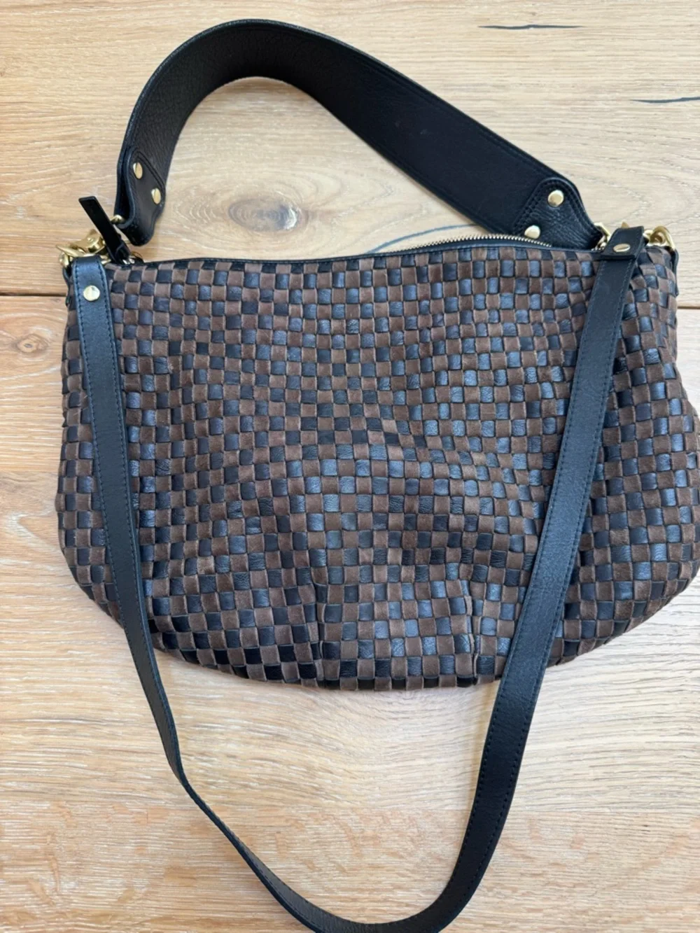 Woven Two-Tone Brown and Black Leather Shoulder Bag - Picture 2 of 5